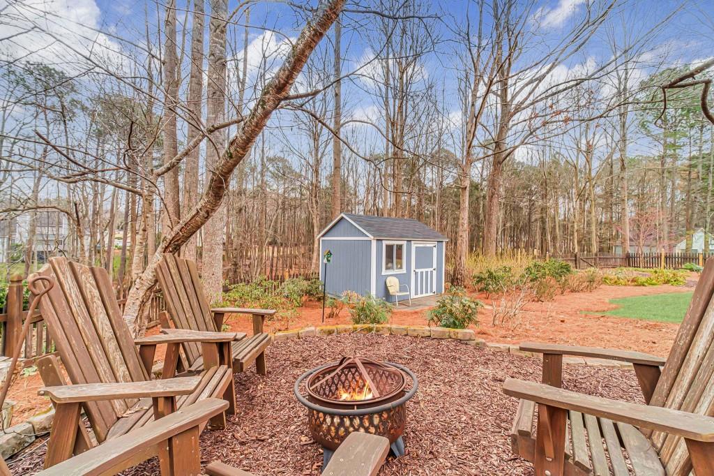 205 Amberbrook Circle Grayson, GA 30017 - Photo 3 of 81