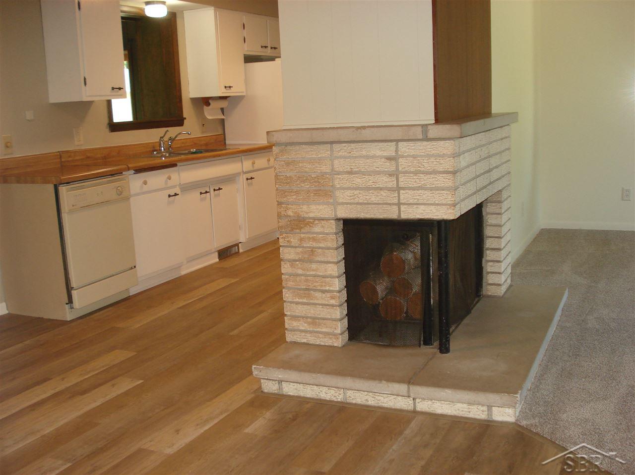 175 Maple View Court Hemlock, MI 48626 - Photo 9 of 15 50020073-8.JPG