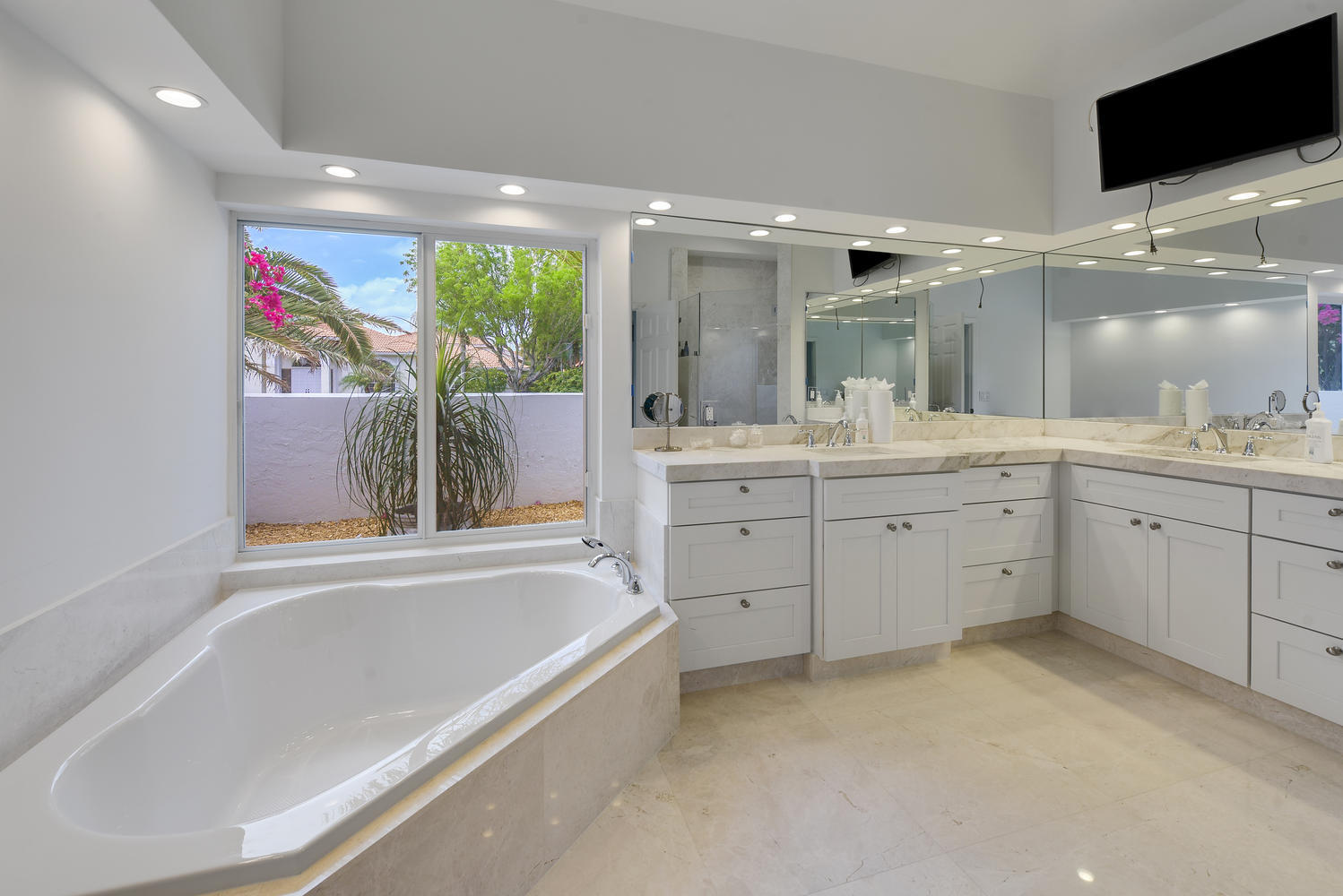 6004 Vista Linda Lane Boca Raton, FL 33433 - Photo 16 of 59 6004 Vista Linda Ln Boca Raton-large-027