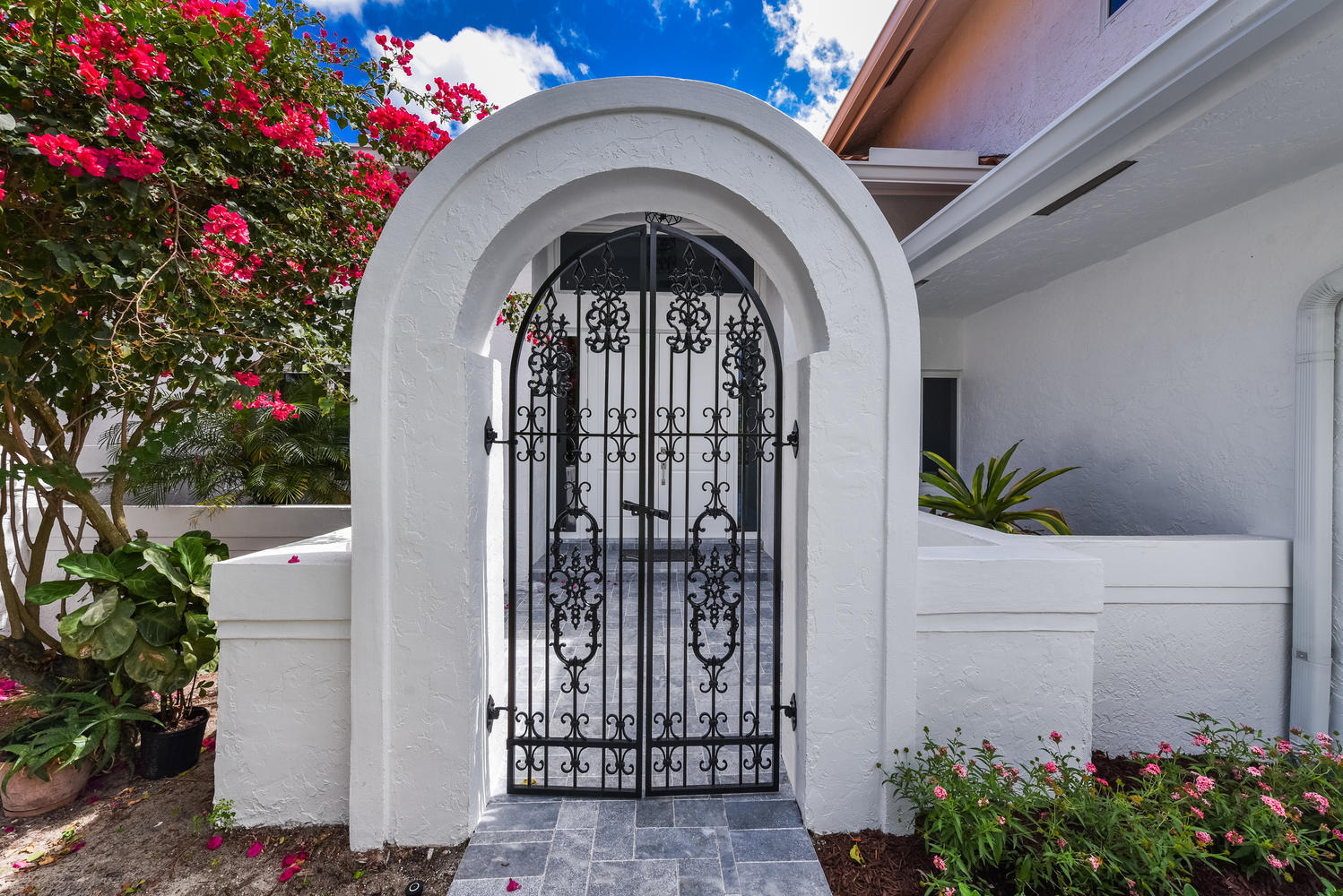 6004 Vista Linda Lane Boca Raton, FL 33433 - Photo 2 of 59 6004 Vista Linda Ln Boca Raton-large-004