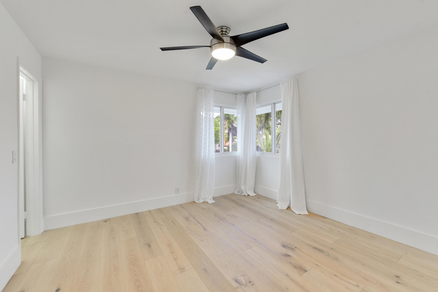 6004 Vista Linda Lane Boca Raton, FL 33433 - Photo 21 of 59 6004 Vista Linda Ln Boca Raton-large-034