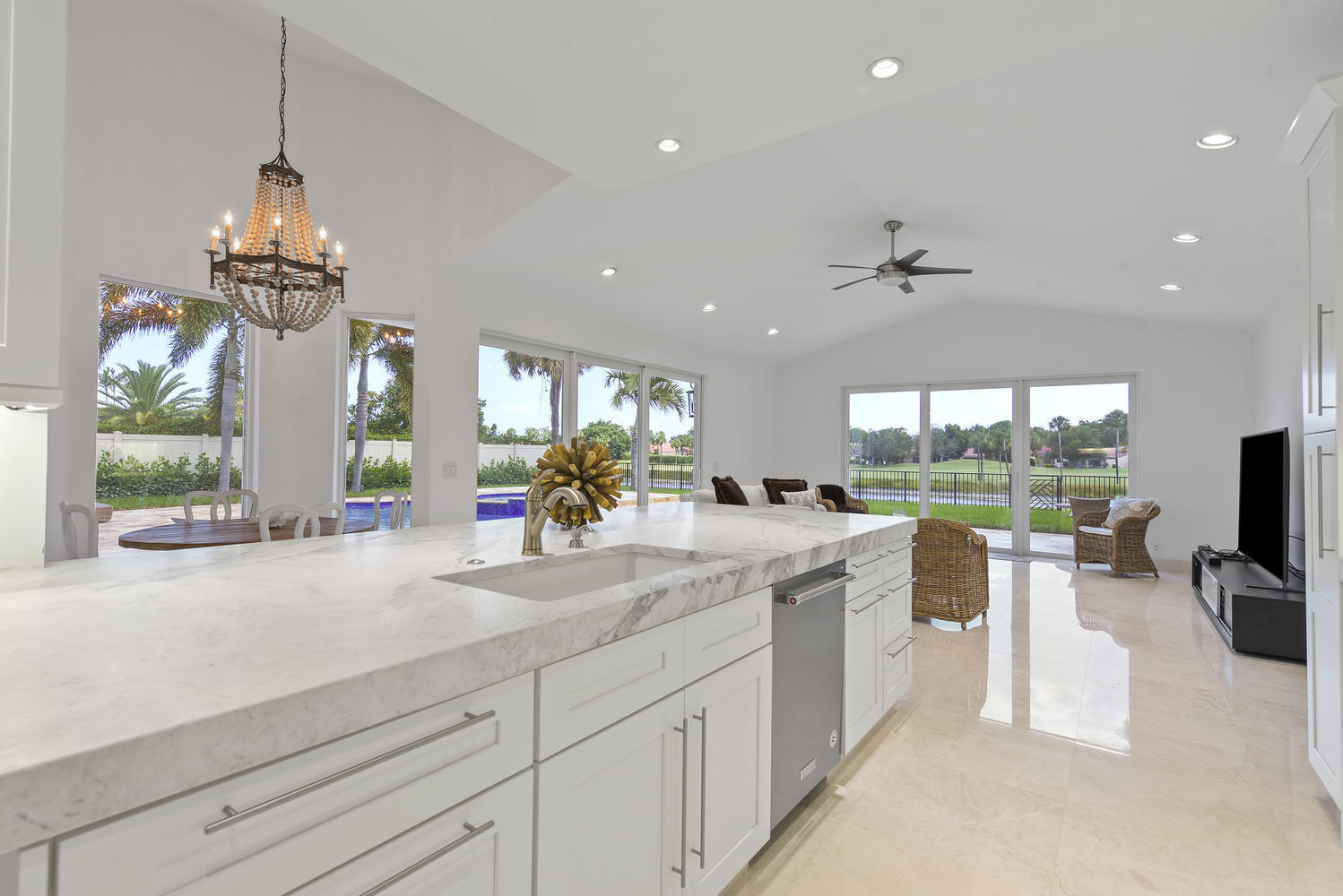 6004 Vista Linda Lane Boca Raton, FL 33433 - Photo 3 of 59 6004 Vista Linda Ln Boca Raton-large-010