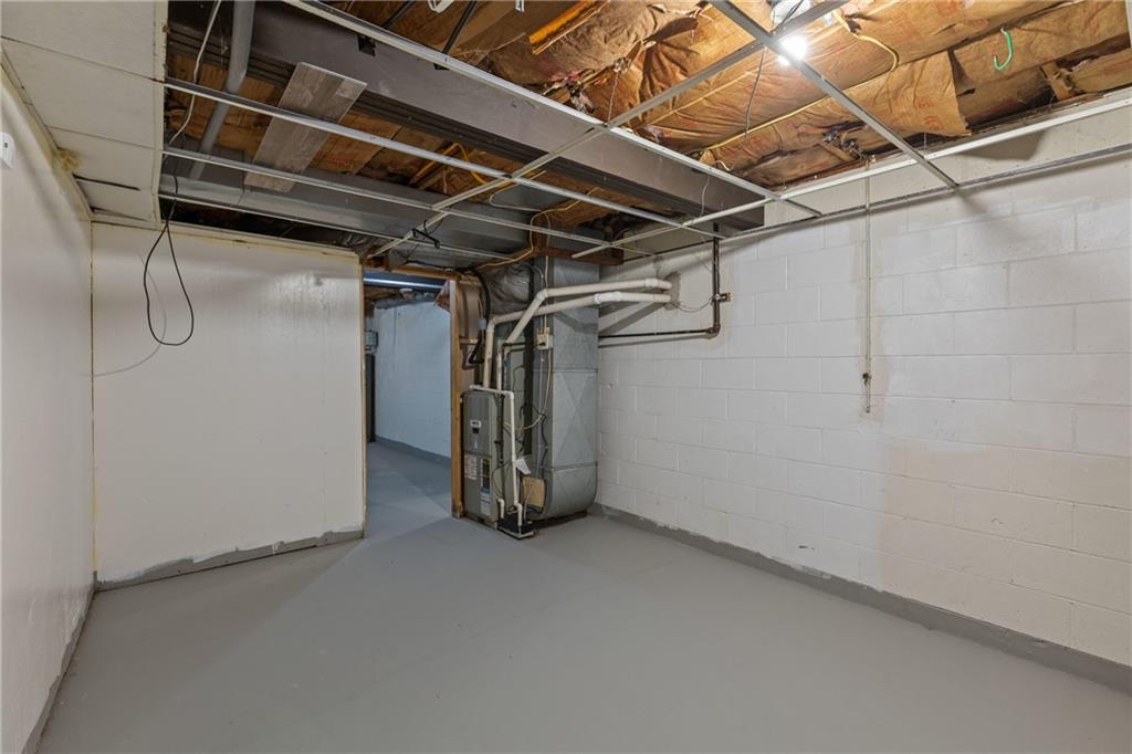 7440 Noblestown Road McDonald, PA 15057 - Photo 32 of 38 a view of a room with racks