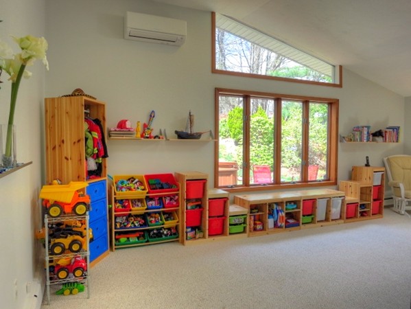 40 Bradford Road Framingham, MA 01701 - Photo 3 of 30 Gallery Image 3