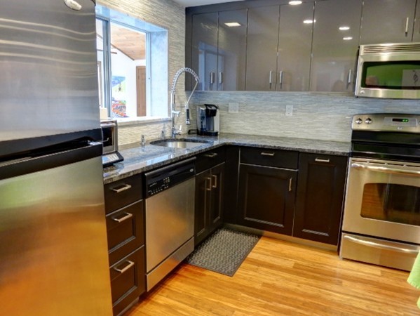 40 Bradford Road Framingham, MA 01701 - Photo 8 of 30 Gallery Image 8