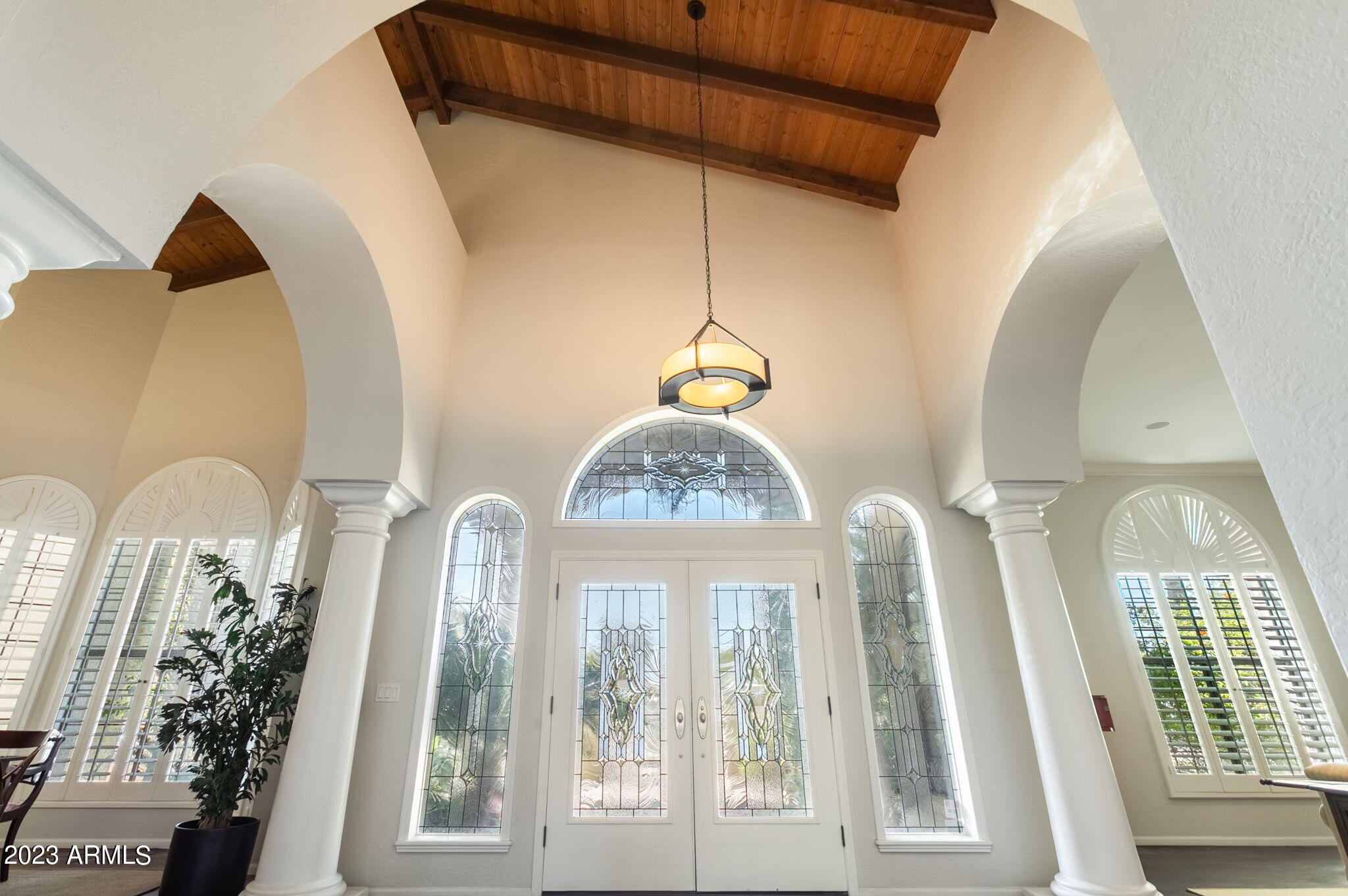 2 West Linger Lane Phoenix, AZ 85021 - Photo 5 of 54 2 W Linger Lane, Phoenix 85021