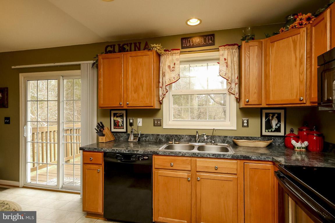 12149 Rixeyville Road Culpeper, VA 22701 - Photo 7 of 30 Kitchen