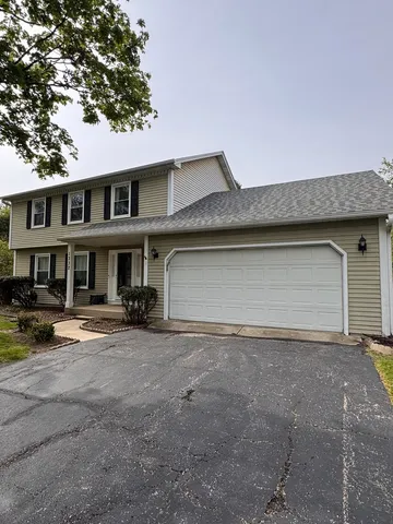 $3,400 | 1332 Culpepper Drive, Naperville, IL 60540