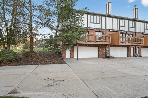 $389,900 | 1585 Stone Mansion Drive, Sewickley, PA 15143