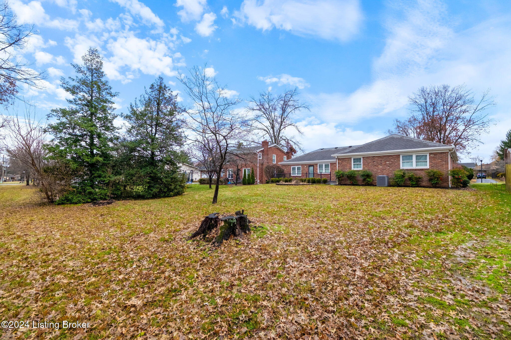 206 South Chadwick Road Louisville, KY 40222 - Photo 56 of 57 206 S Chadwick Rd-10