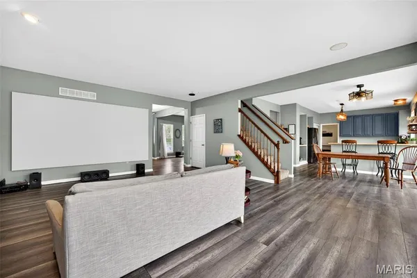 $399,000 | 202 Greenshire Lane, Dardenne Prairie, MO 63368