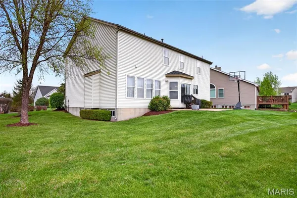 $399,000 | 202 Greenshire Lane, Dardenne Prairie, MO 63368
