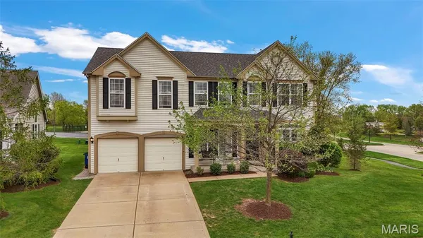 $399,000 | 202 Greenshire Lane, Dardenne Prairie, MO 63368