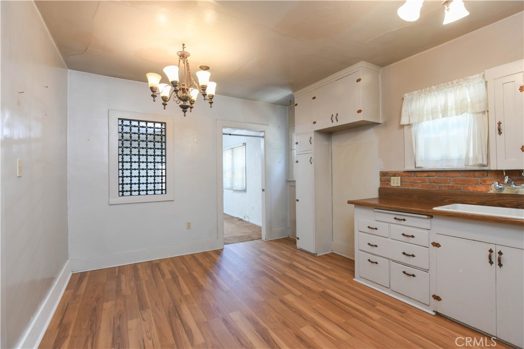 3045 Cedar Street Riverside, CA 92501 - Photo 8 of 21