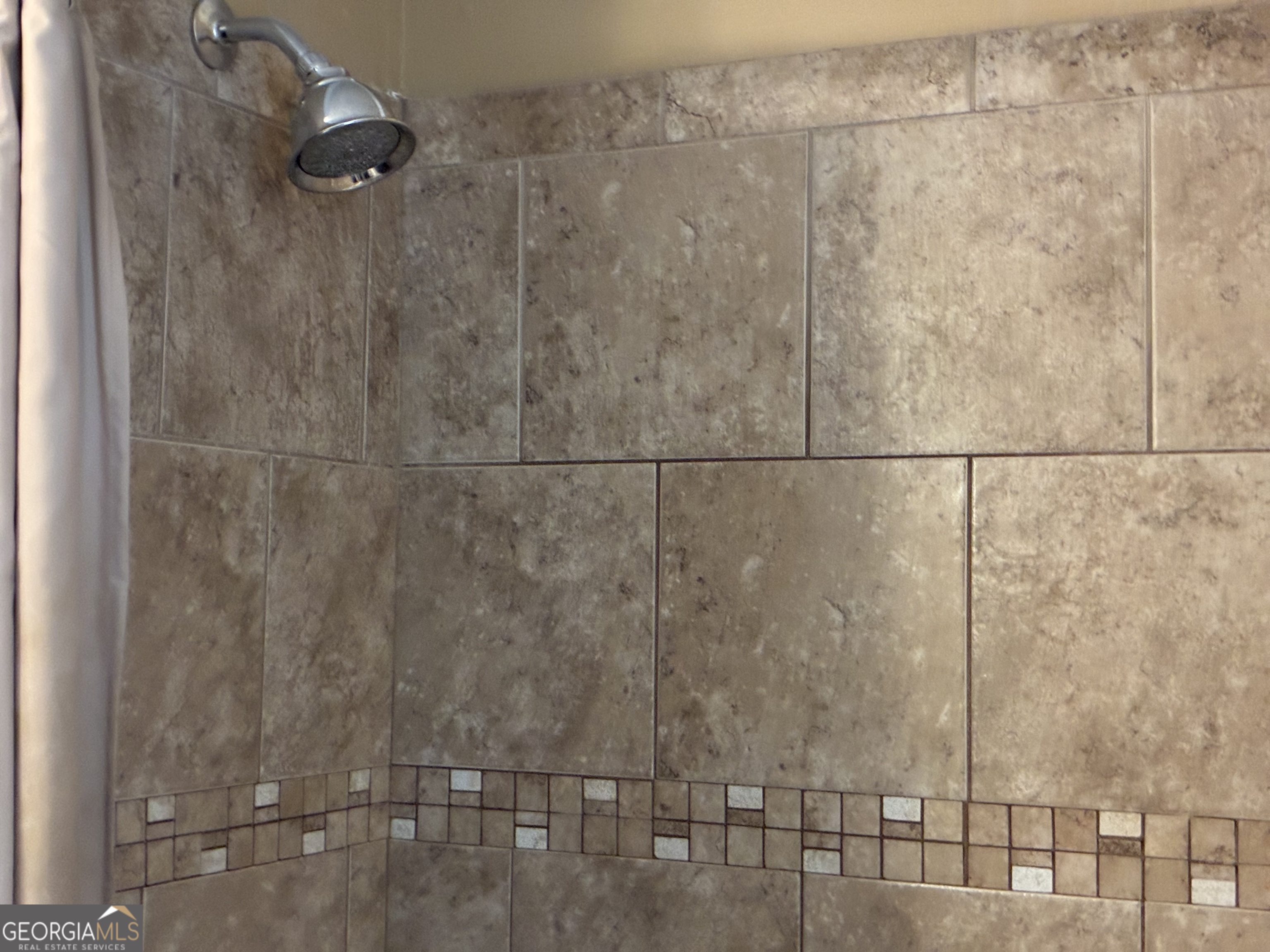 3491 Sandy Circle Macon, GA 31216 - Photo 33 of 49 a bathroom with a shower