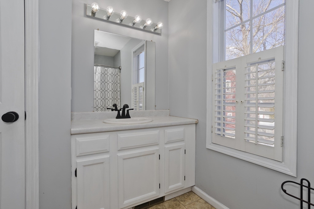 80 Somers Road East Longmeadow, MA 01028 - Photo 12 of 33 Gallery Image 12