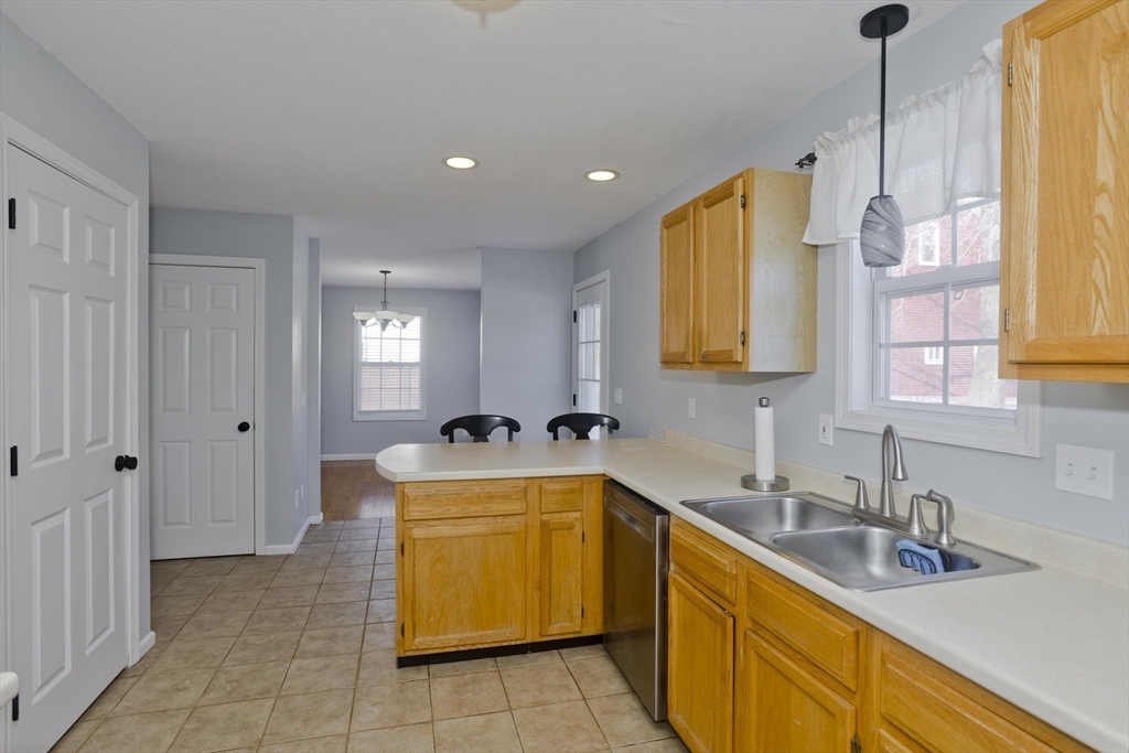 80 Somers Road East Longmeadow, MA 01028 - Photo 16 of 33 Gallery Image 16