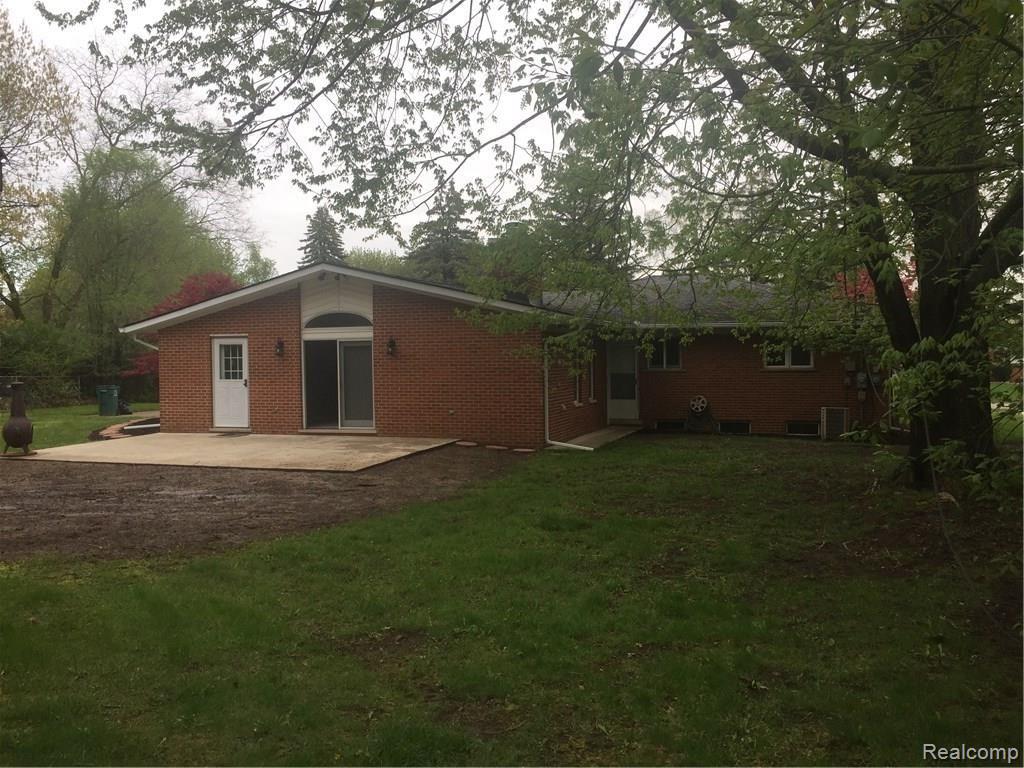 6311 Donaldson Road Troy, MI 48085 - Photo 38 of 41 view from back yard of home