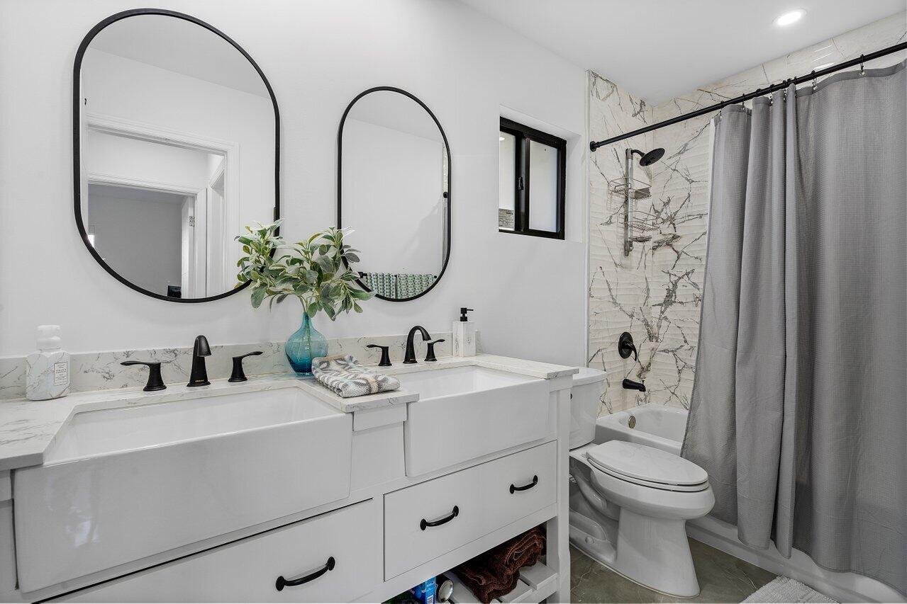 250 Southwest 9th Avenue Boca Raton, FL 33486 - Photo 26 of 43 Bath 1 of 2