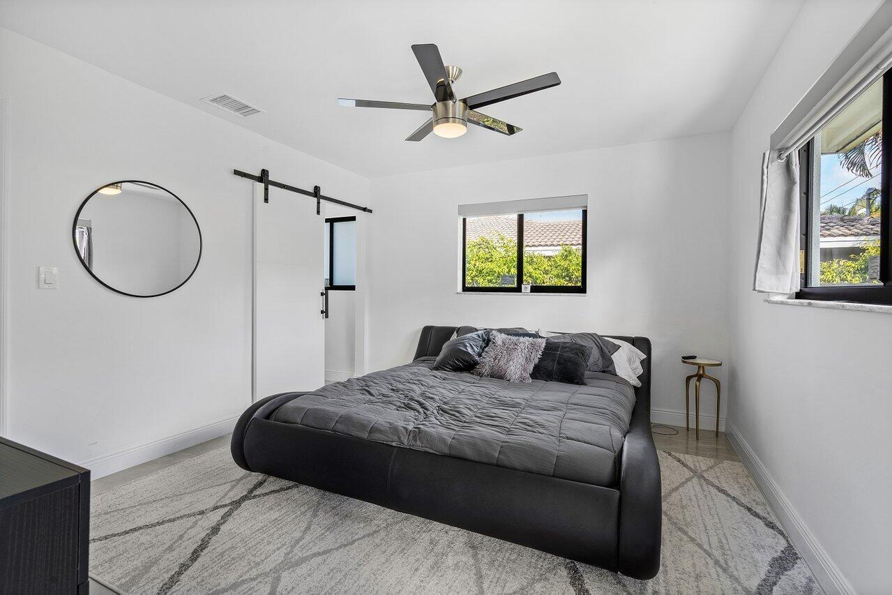 250 Southwest 9th Avenue Boca Raton, FL 33486 - Photo 28 of 43 Bed 3