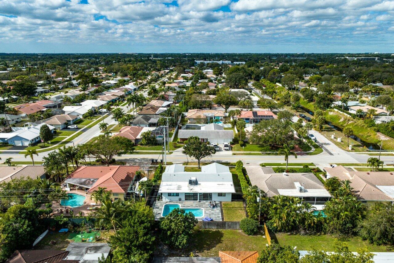 250 Southwest 9th Avenue Boca Raton, FL 33486 - Photo 38 of 43 040-250Southwest9thAvenue-BocaRaton-FL-3