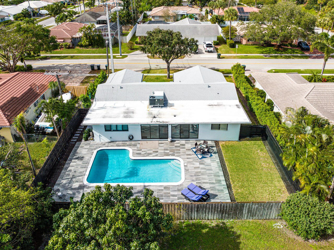 250 Southwest 9th Avenue Boca Raton, FL 33486 - Photo 5 of 43 aerial back