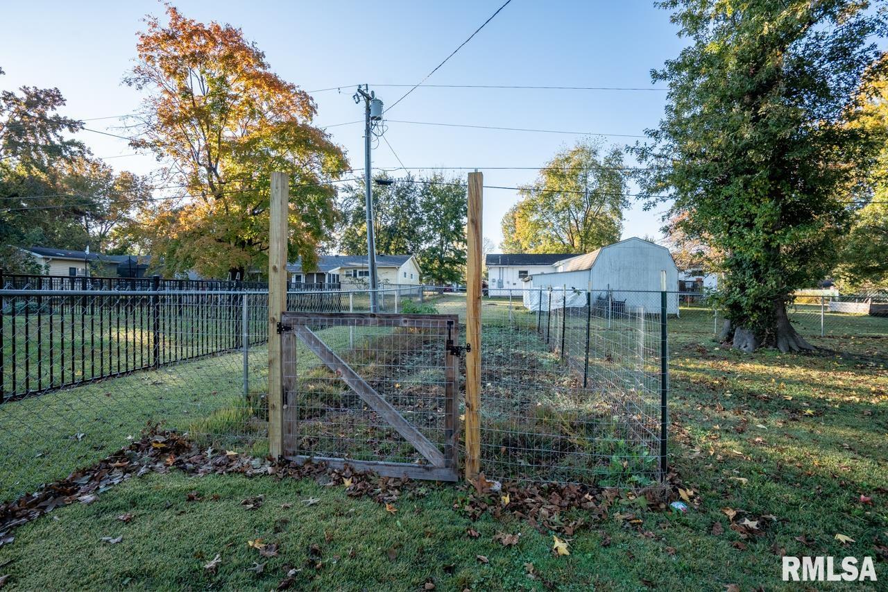 1104 East Poplar Street Herrin, IL 62948 - Photo 28 of 29