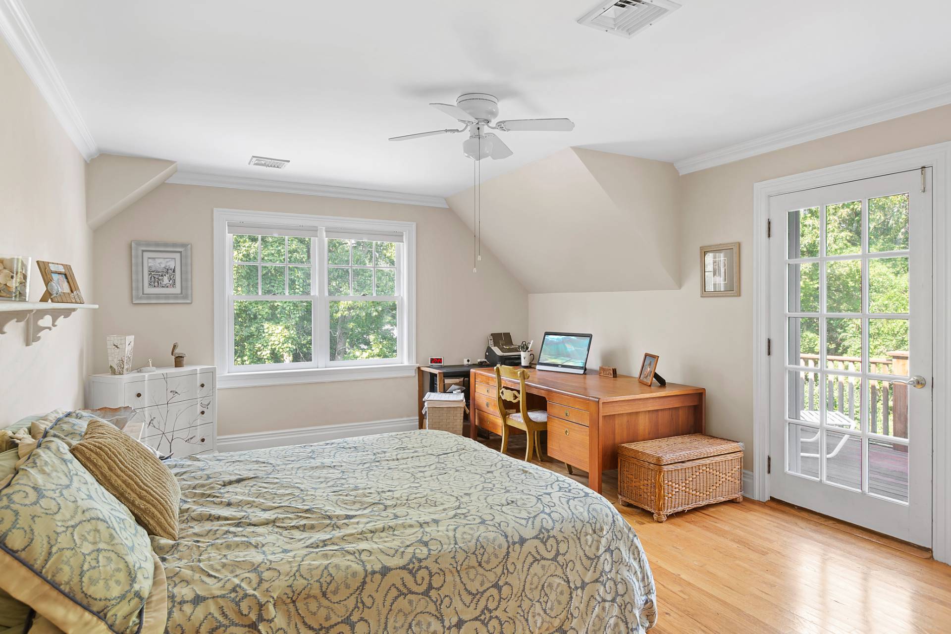 22 Deerwood Path Sag Harbor, NY 11963 - Photo 13 of 18 a bed room with a bed and a window