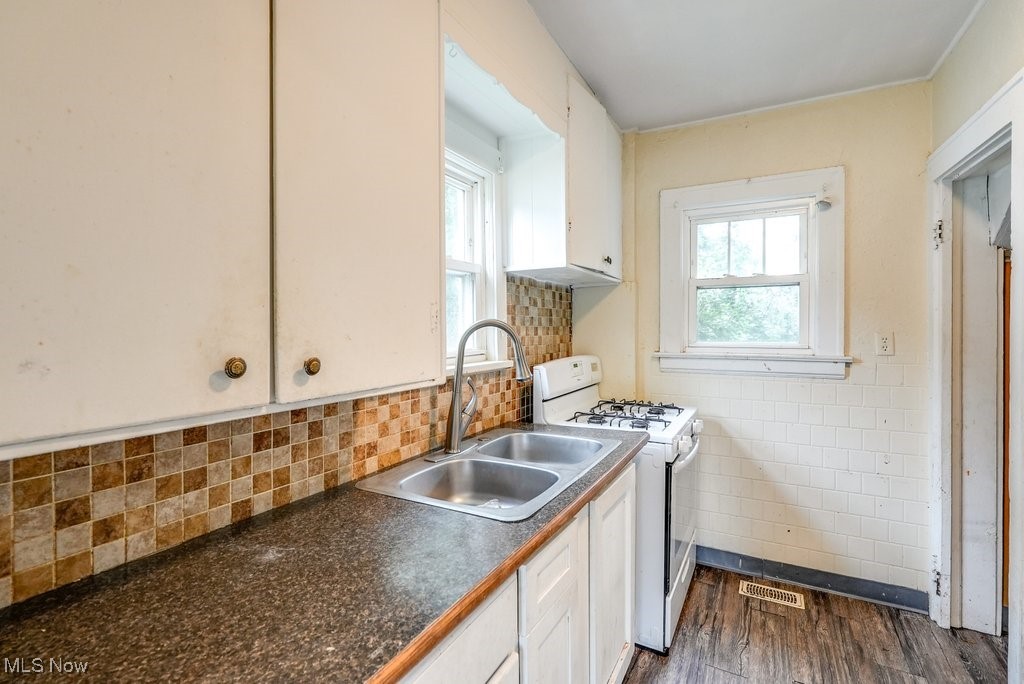 382 Cornell Street Akron, OH 44310 - Photo 12 of 25