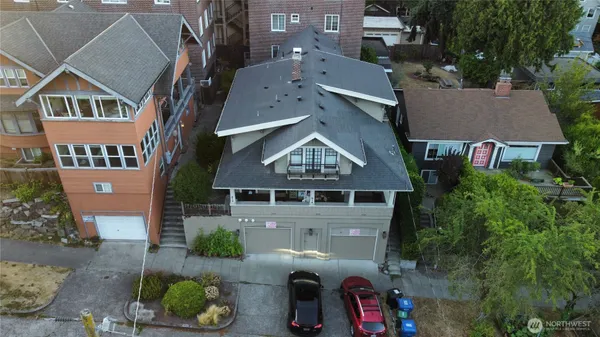 $1,375,000 | 812 East Gwinn Place, Seattle, WA 98102