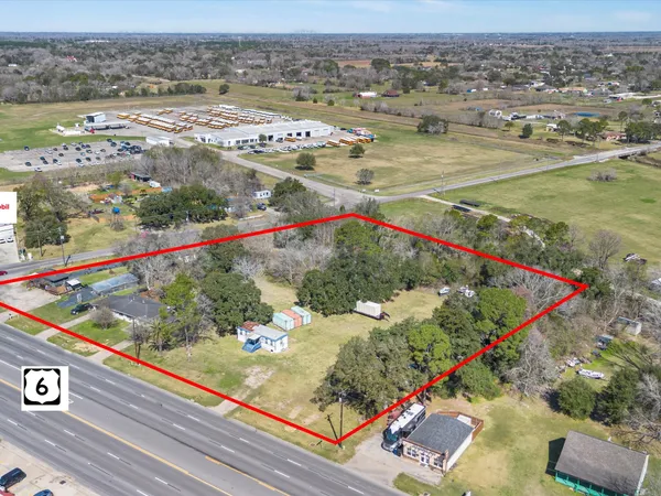 $1,595,000 | 2518 West Highway 6, Alvin, TX 77511