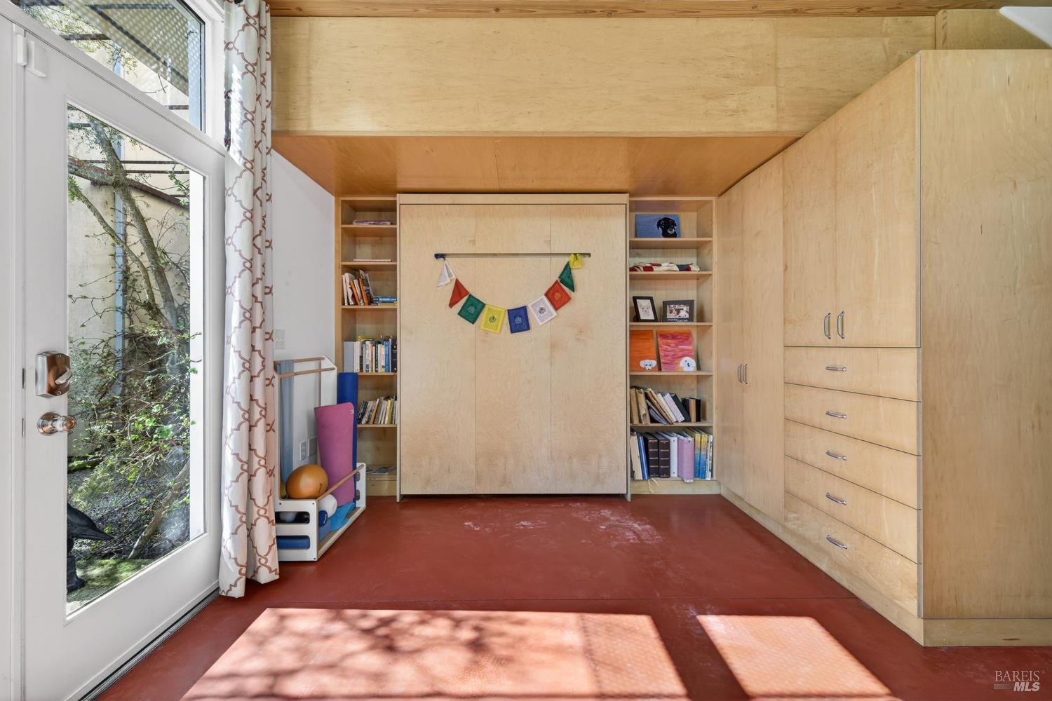 471 Florence Avenue Sebastopol, CA 95472 - Photo 16 of 71