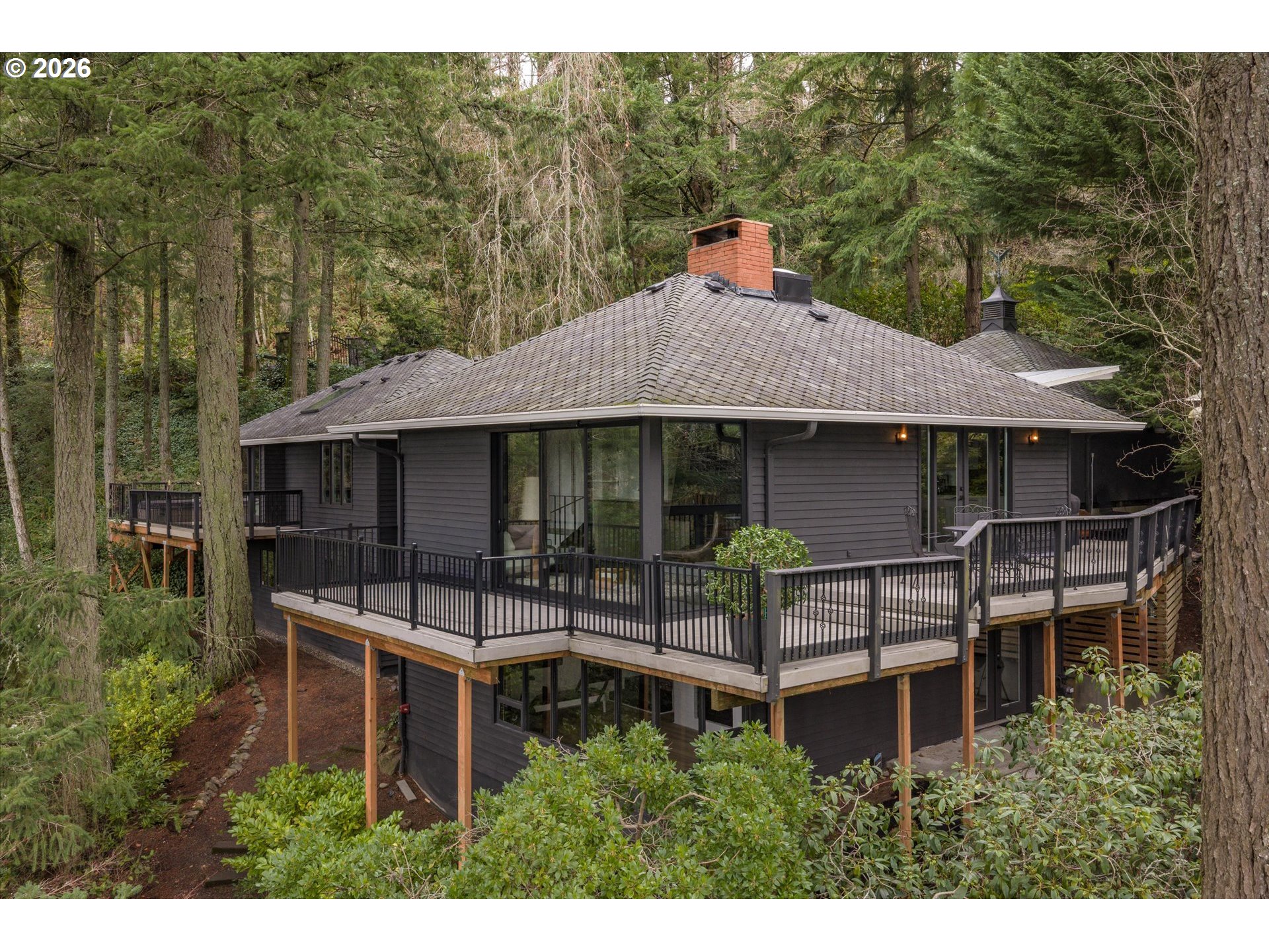 3340 Southwest Fairmount Boulevard Portland, OR 97239 - Photo 34 of 39 Deck