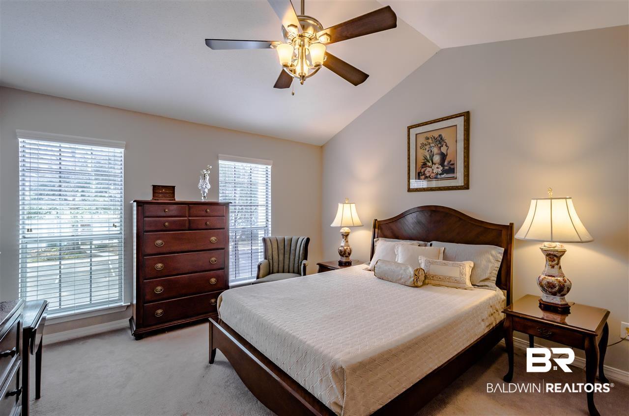 270 Hillcrest Road, Unit 803 Mobile, AL 36608 - Photo 14 of 23 Master Bedroom