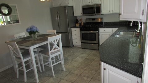 40 Pippin Orchard Road Cranston, RI 02921 - Photo 14 of 30