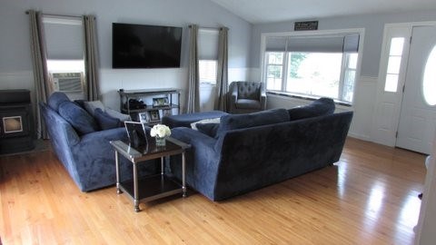 40 Pippin Orchard Road Cranston, RI 02921 - Photo 16 of 30