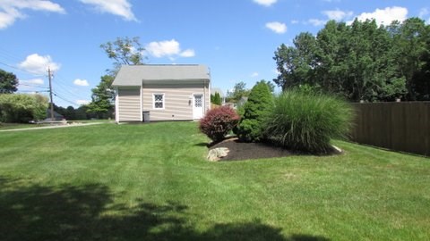 40 Pippin Orchard Road Cranston, RI 02921 - Photo 7 of 30