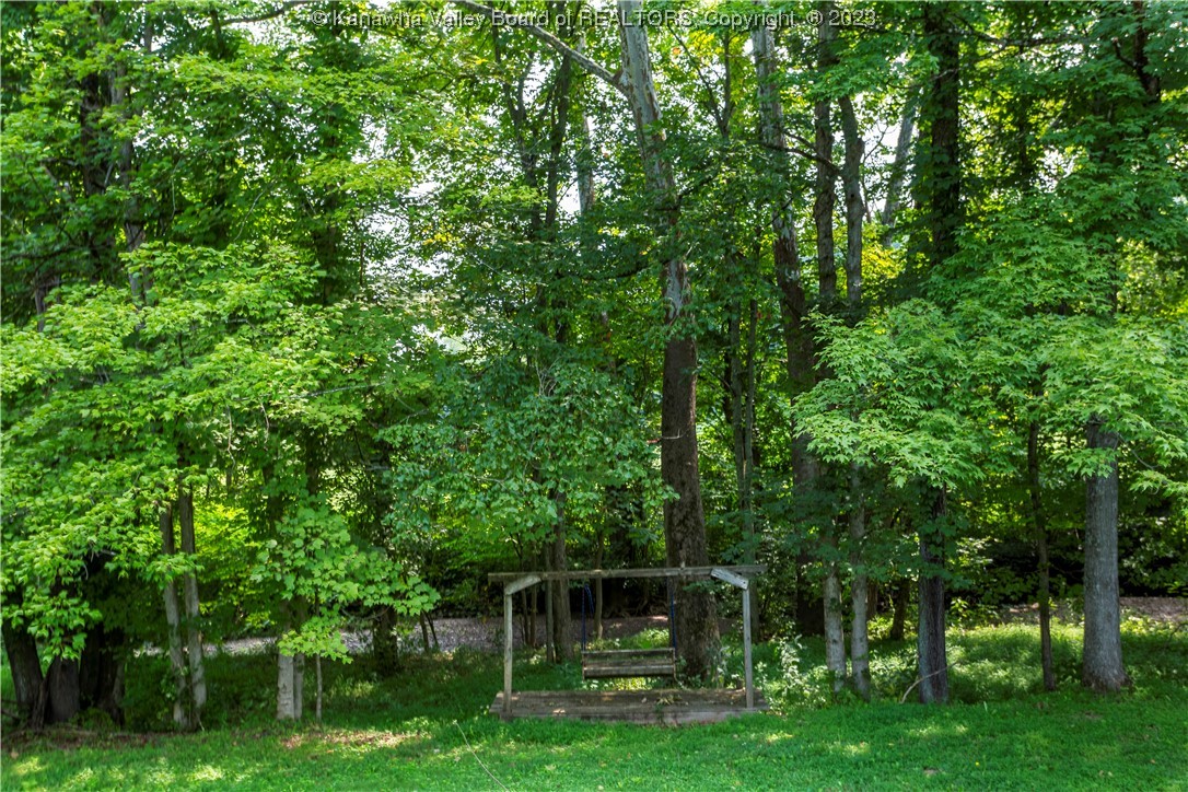 1607 Hedrick Road Scott Depot, WV 25560 - Photo 26 of 33 Gallery Image 26