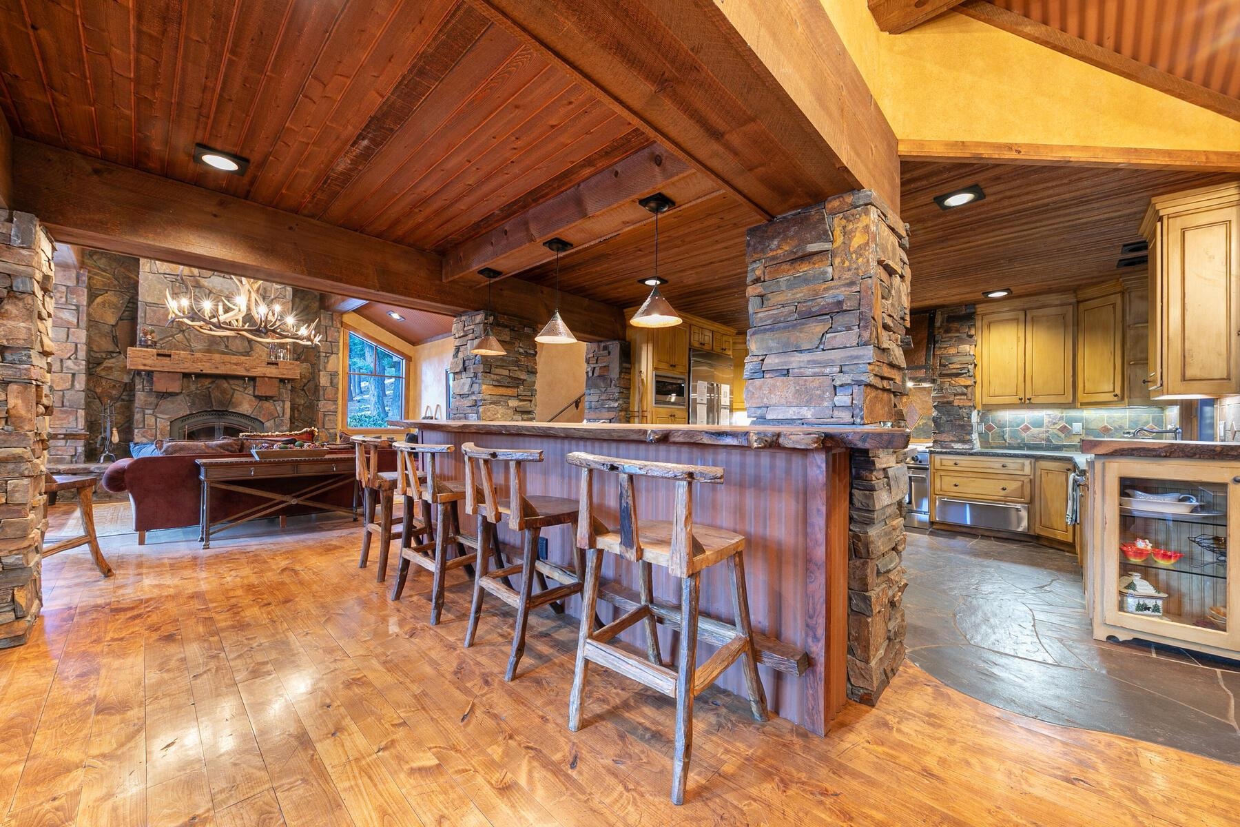 1768 Grouse Ridge Road Truckee, CA 96161 - Photo 5 of 28