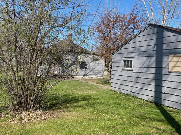 $84,000 | 402 South Main Street, Mahnomen, MN 56557