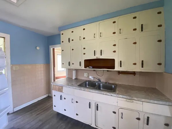 $84,000 | 402 South Main Street, Mahnomen, MN 56557