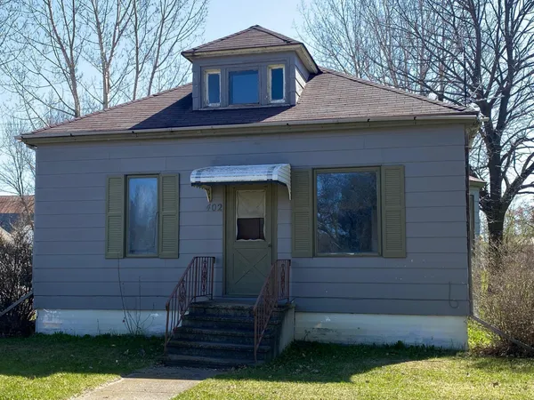 $84,000 | 402 South Main Street, Mahnomen, MN 56557