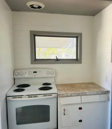 $84,000 | 402 South Main Street, Mahnomen, MN 56557