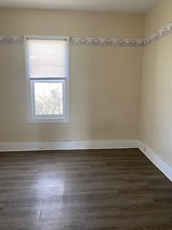 $84,000 | 402 South Main Street, Mahnomen, MN 56557