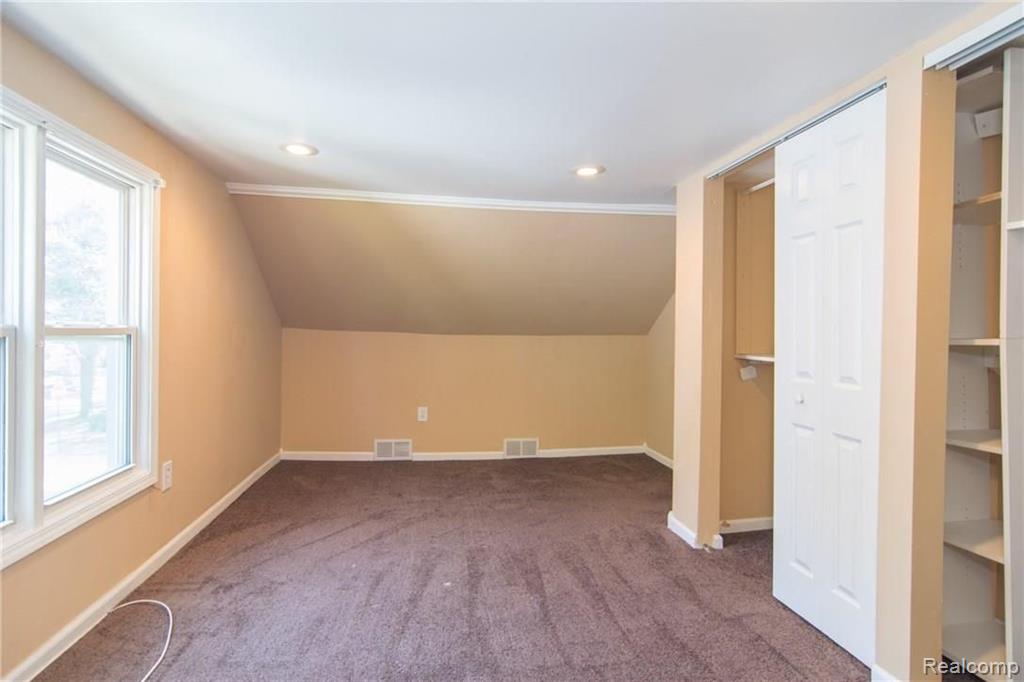 8183 Central Street Center Line, MI 48015 - Photo 20 of 35