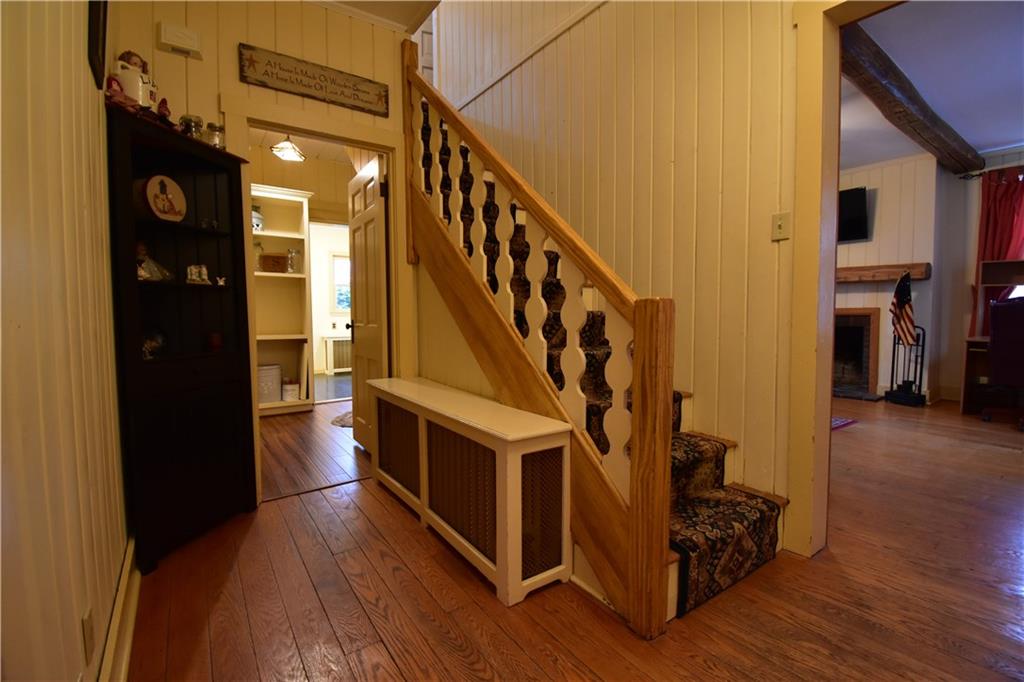 905 R St Clair Road Westmont, PA 15905 - Photo 4 of 25 Gallery Image 4