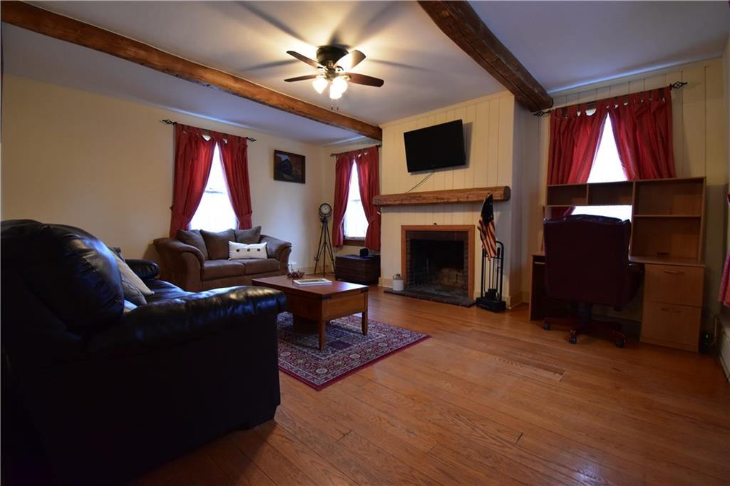 905 R St Clair Road Westmont, PA 15905 - Photo 5 of 25 Gallery Image 5