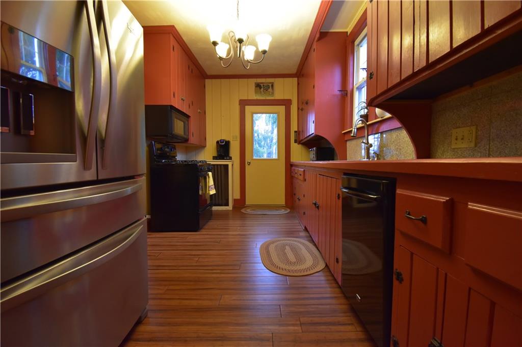 905 R St Clair Road Westmont, PA 15905 - Photo 9 of 25 Gallery Image 9