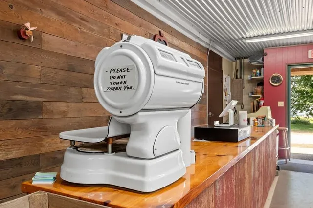 $1,250,000 | 253 County Highway, Kaukauna, WI 54130