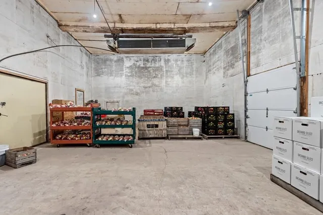 $1,250,000 | 253 County Highway, Kaukauna, WI 54130